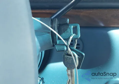 1995 Oldsmobile 98 Regency Elite из США, поврежденный, VIN 1G3CX52K7S4315636